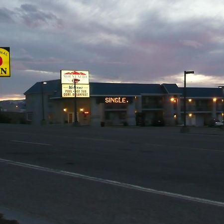 National 9 Mount Nebo Motel Nephi Dış mekan fotoğraf
