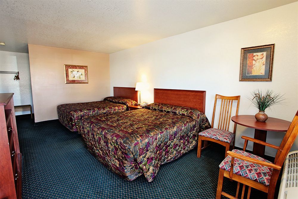 National 9 Mount Nebo Motel Nephi Dış mekan fotoğraf