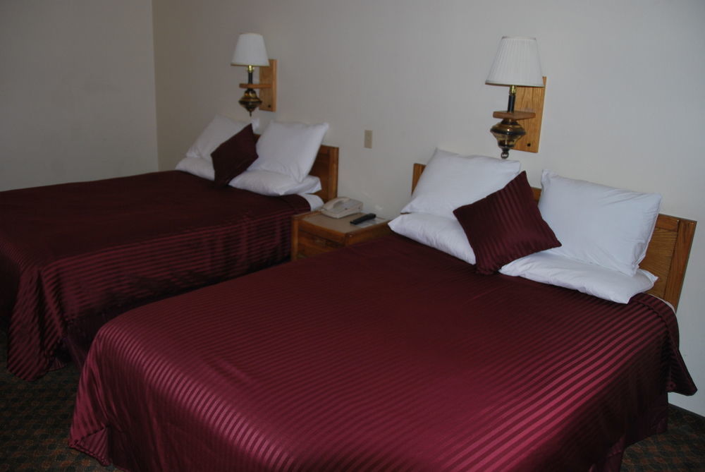 National 9 Mount Nebo Motel Nephi Dış mekan fotoğraf